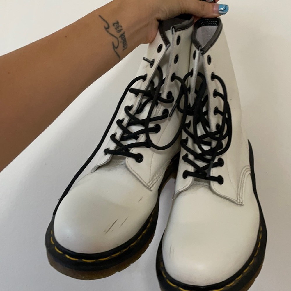 white docs